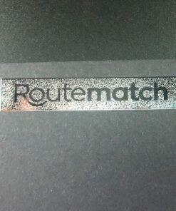Aufkleber aus korrodiertem Metall mit 3 JTT-Logos | China Professionelle Hersteller von benutzerdefinierten metallischen Logoaufklebern, Fabrik