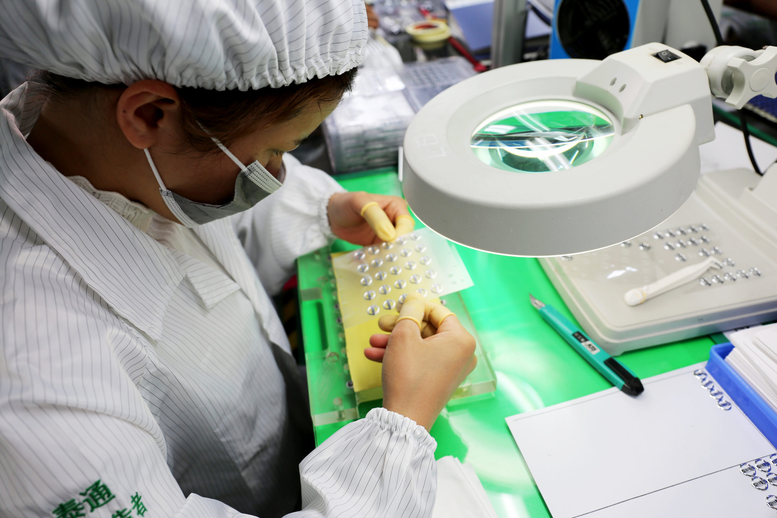 15 1 โลโก้ JTT ที่ปรับขนาด | ประเทศจีนผู้ผลิตสติ๊กเกอร์โลโก้เมทัลลิกแบบกำหนดเองระดับมืออาชีพ, โรงงาน